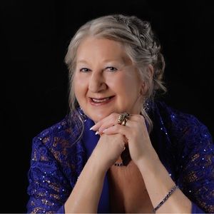 Meet your Posher, Cathy